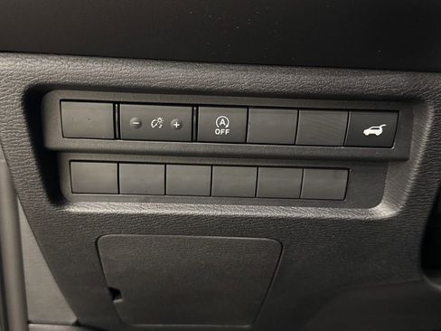 New 2026 Mitsubishi Outlander AWD image 18