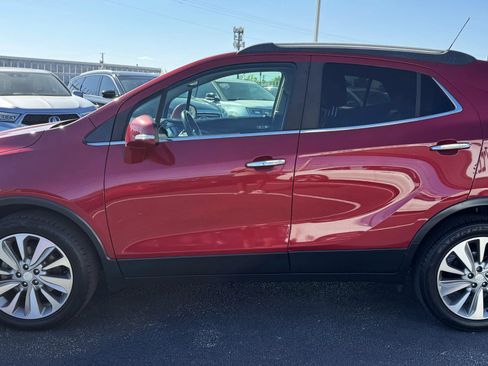Used 2019 Buick Encore Preferred FWD image 4