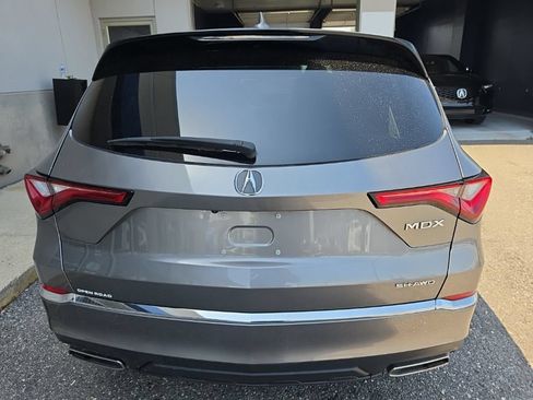Used 2024 Acura MDX SH-AWD image 5