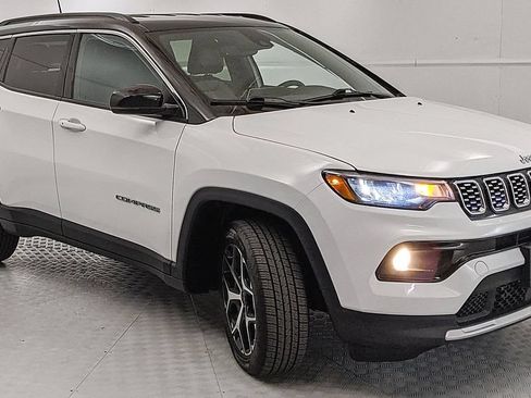 Used 2025 Jeep Compass Limited AWD/4WD image 1