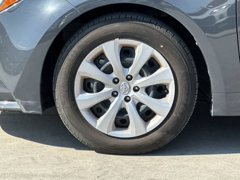 Used 2025 Toyota Corolla LE FWD image 25