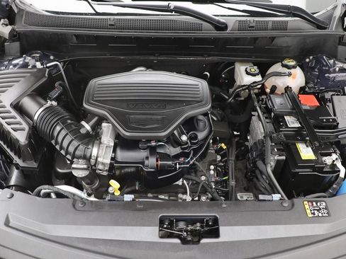 Used 2025 Cadillac XT6 Premium Luxury image 30