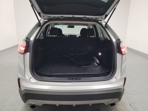 Used 2019 Ford Edge SEL FWD image 29