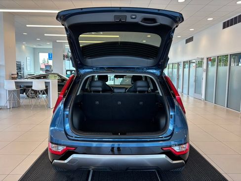 Used 2023 Kia Niro FWD image 9