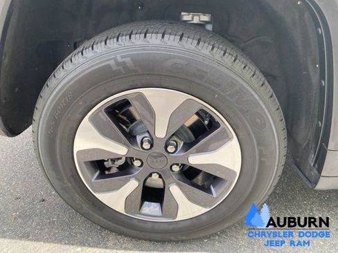 Used 2024 Jeep Grand Cherokee Limited 4xe AWD/4WD image 10