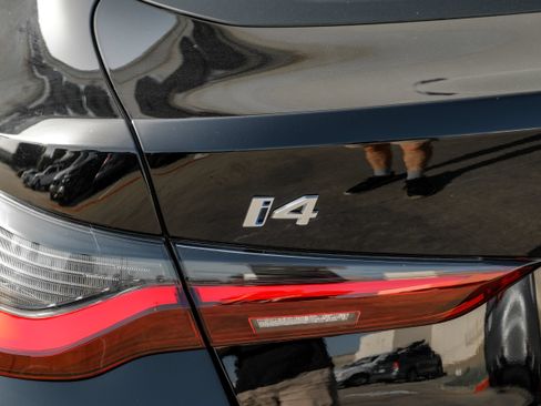 Used 2024 BMW i4 eDrive35 RWD image 55