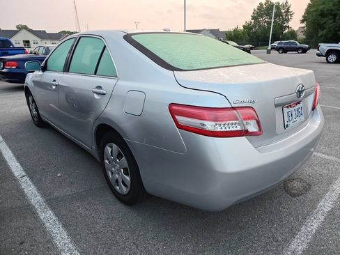 Used 2011 Toyota Camry FWD image 5
