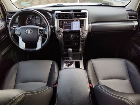 Used 2023 Toyota 4Runner SR5 Premium image 32