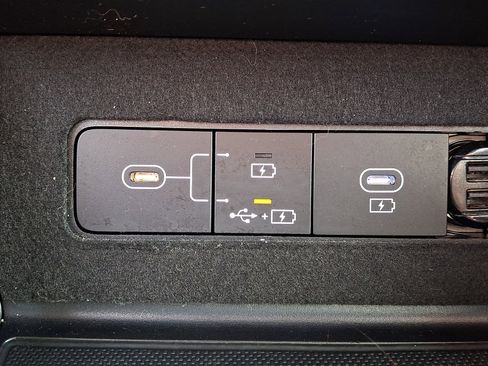 Certified 2025 Hyundai Sonata SE FWD image 18