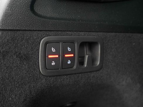 Used 2025 Audi Q7 3.0T Premium Plus image 18