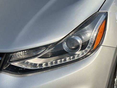 Used 2019 Chevrolet Trax LT w/ LT Convenience Package image 10