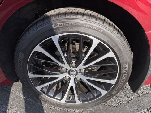 Used 2018 Toyota Camry SE FWD image 26