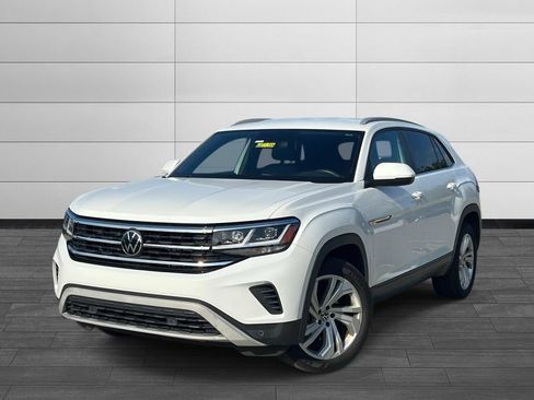Used 2020 Volkswagen Atlas Cross Sport SE FWD image 1