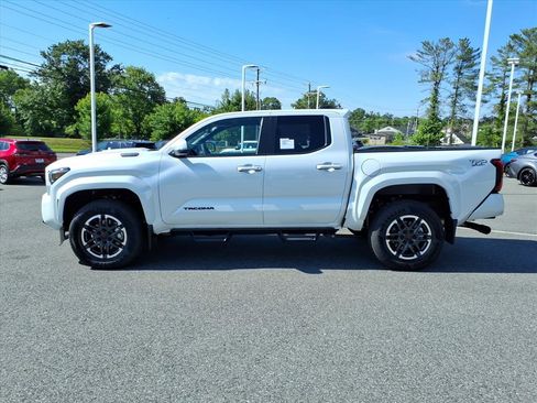New 2026 Toyota Tacoma TRD Sport AWD/4WD image 6