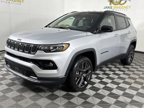 New 2026 Jeep Compass Limited image 3