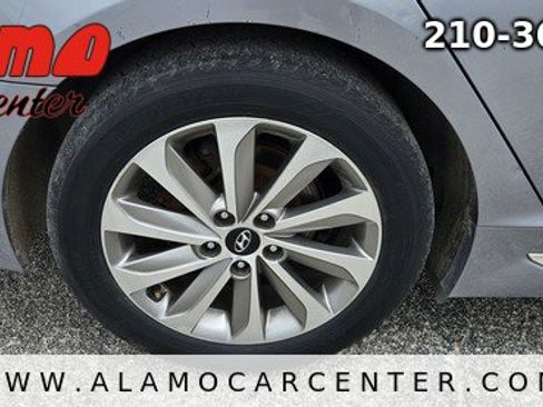 Used 2016 Hyundai Sonata Sport w/ Option Group 1V FWD image 13