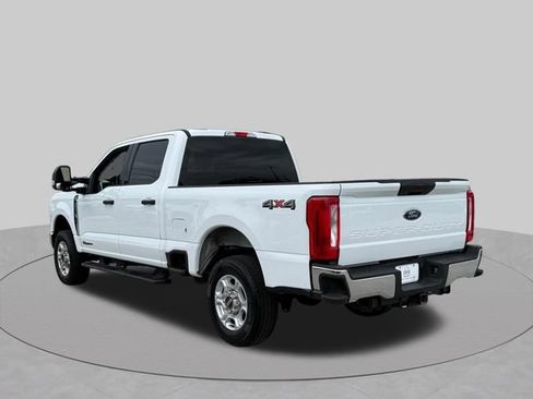 Used 2025 Ford F250 XLT AWD/4WD image 7