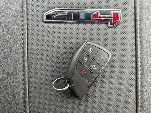 New 2025 GMC Sierra 2500 AT4 w/ AT4 Premium Plus Package image 33