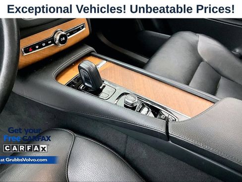 Used 2021 Volvo XC90 T8 Inscription Expression w/ Protection Package Premier AWD/4WD image 17