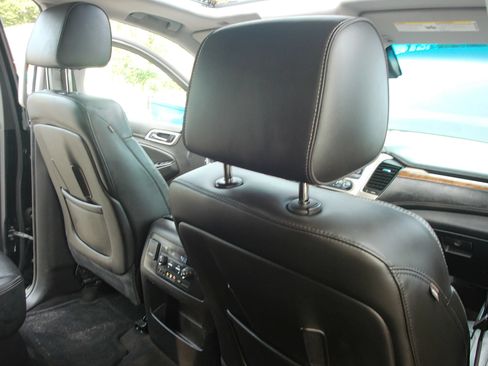 Used 2015 GMC Yukon XL Denali w/ Open Road Package RWD image 46