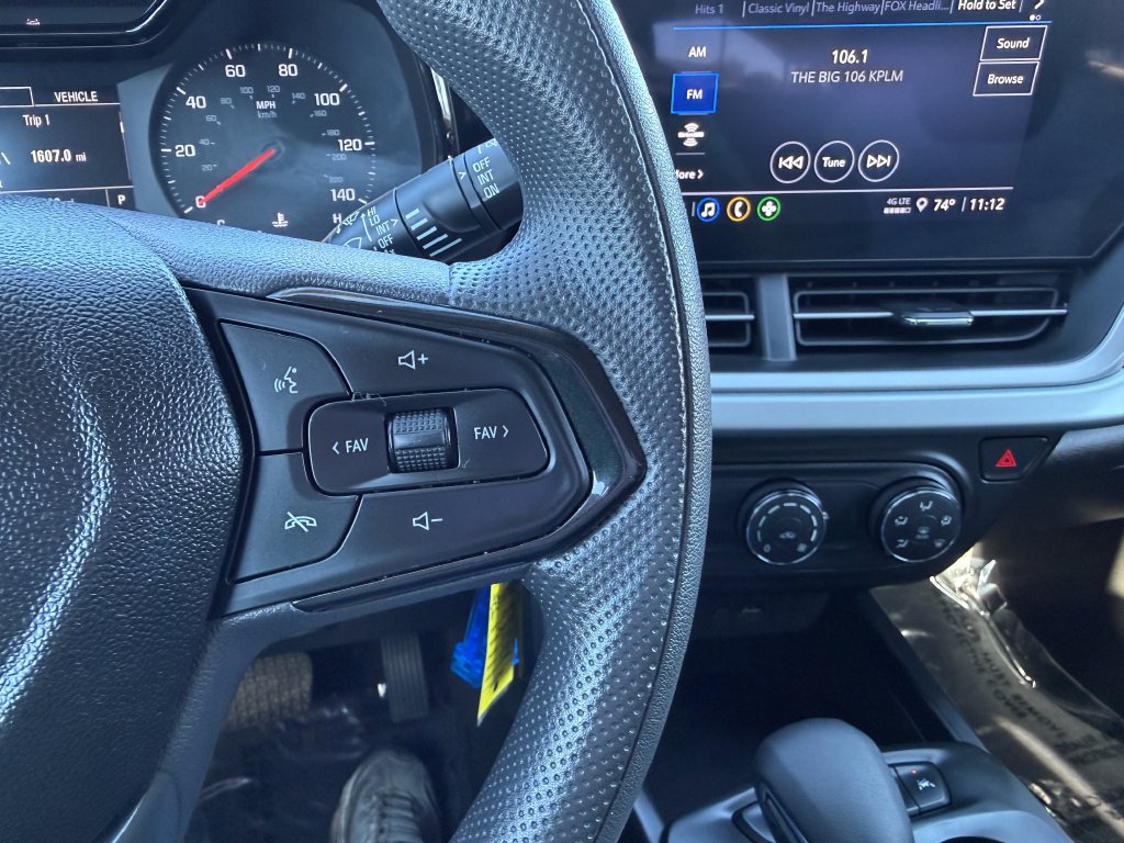 Used 2025 Chevrolet Trax LS FWD image 20