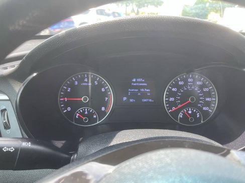 Used 2020 Kia Optima LX FWD image 15