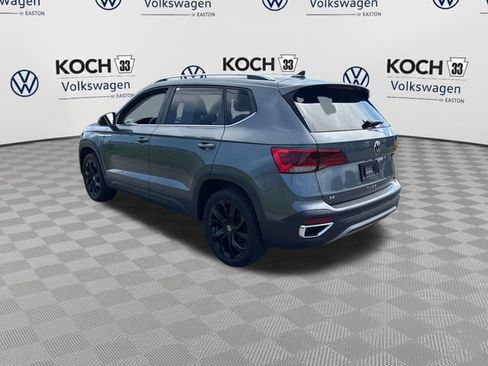 Used 2023 Volkswagen Taos SE w/ Black Wheel Package FWD image 6