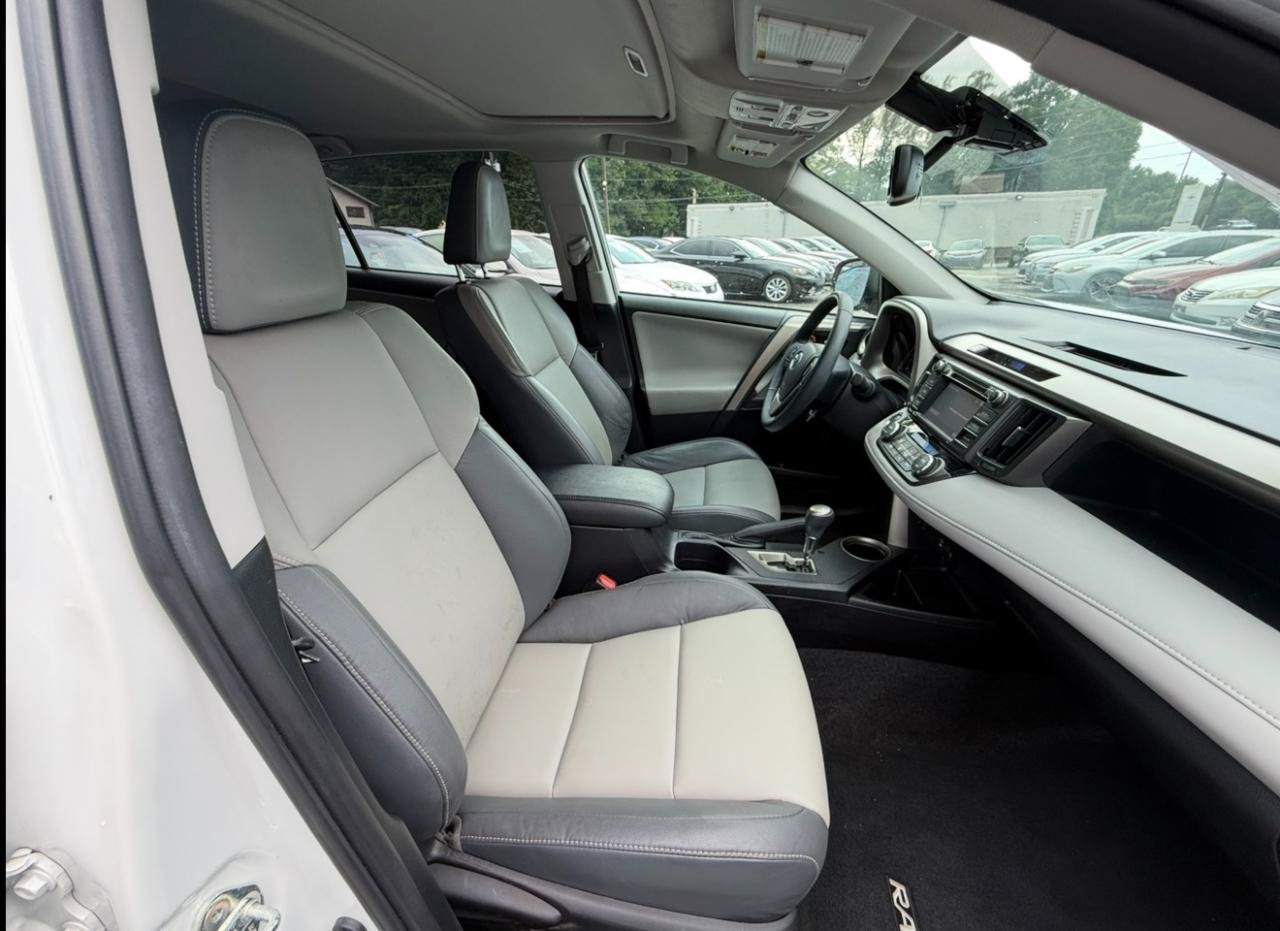 Used 2015 Toyota RAV4 Limited w/ Technology Package FWD image 20