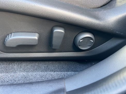 Certified 2024 Subaru Crosstrek 2.0i Premium image 10