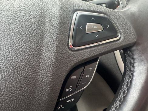 Used 2019 Lincoln MKC Select w/ Select Plus Package image 43