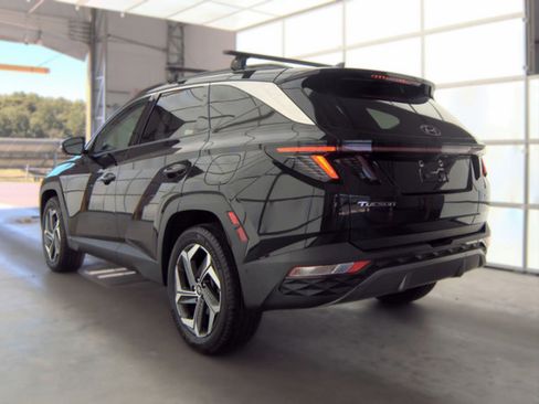 Used 2023 Hyundai Tucson Limited AWD/4WD image 3