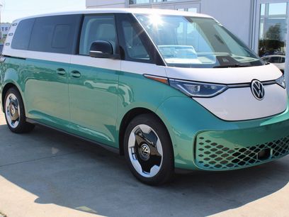 New 2025 Volkswagen ID. Buzz Pro S Plus