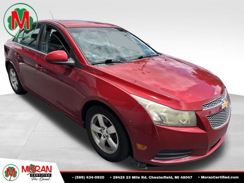 Used 2012 Chevrolet Cruze LT FWD image 1