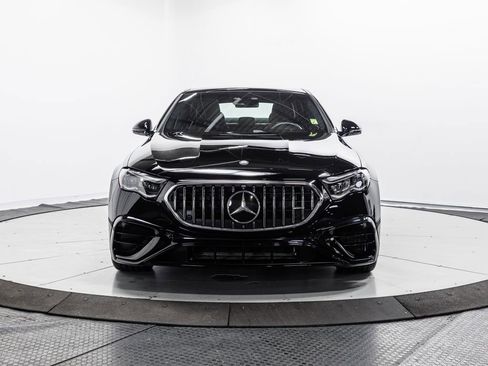 Used 2025 Mercedes-Benz E 53 AMG e 4MATIC Sedan image 2