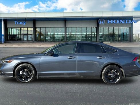Certified 2025 Honda Accord SE image 11