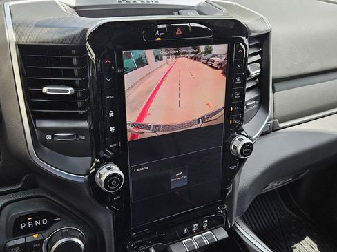 New 2026 RAM 1500 4x4 Crew Cab image 17