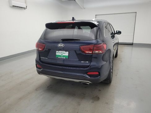 Used 2019 Kia Sorento EX FWD image 7