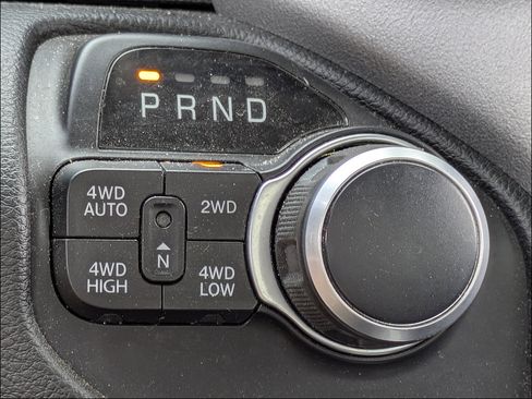 Used 2020 RAM 1500 Big Horn AWD/4WD image 28