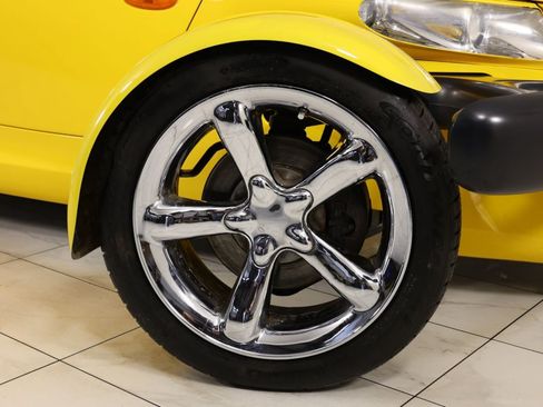 Used 2000 Plymouth Prowler RWD image 10