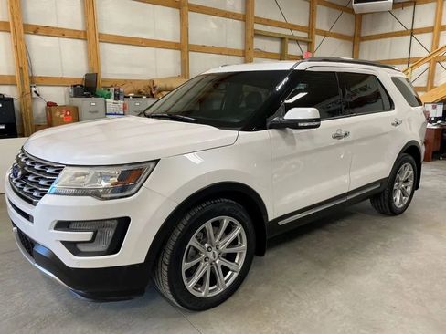 Used 2017 Ford Explorer Limited AWD/4WD image 11