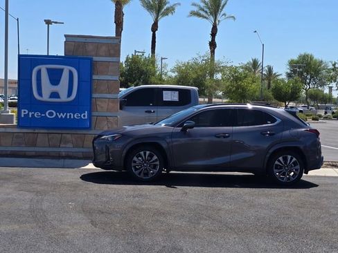 Used 2025 Lexus UX 300h FWD w/ Accessory Package (Z2) image 7