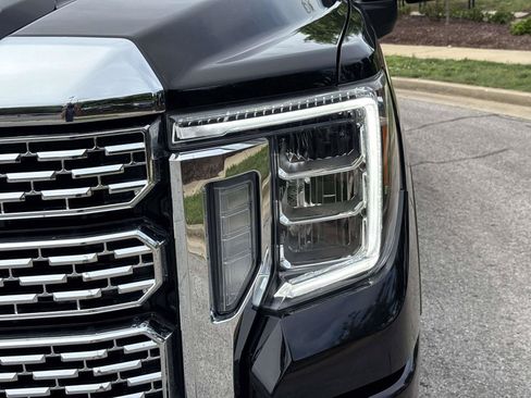 Used 2021 GMC Sierra 2500 Denali w/ Denali Ultimate Package AWD/4WD image 12