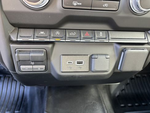 Used 2024 GMC Sierra 1500 Pro w/ Pro Value Package image 23