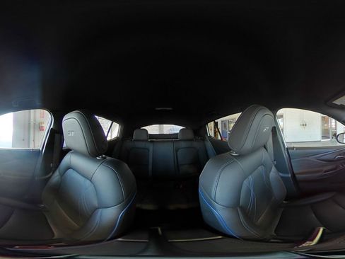 Used 2025 Buick Envista Sport Touring image 41