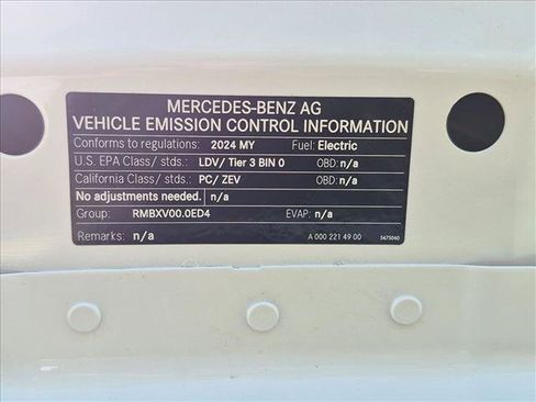 Used 2024 Mercedes-Benz EQB 250+ image 27