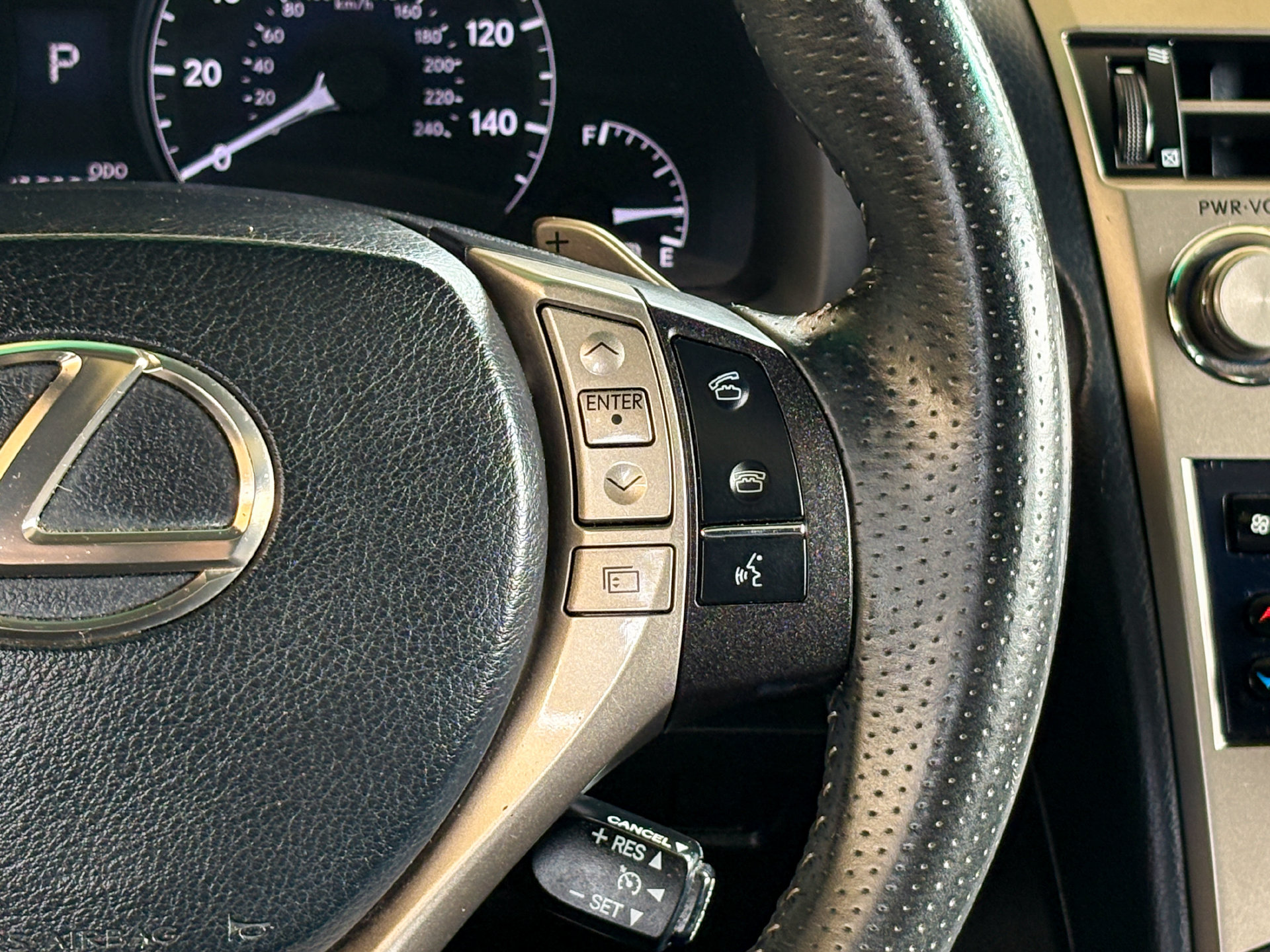 Used 2013 Lexus RX 350 F Sport w/ Navigation Pkg AWD/4WD image 21