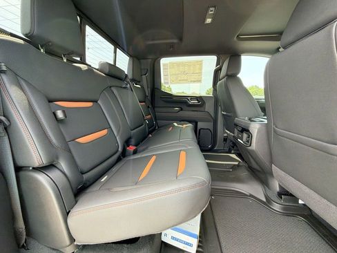 New 2026 GMC Sierra 1500 AT4 w/ AT4 Premium Package AWD/4WD image 14