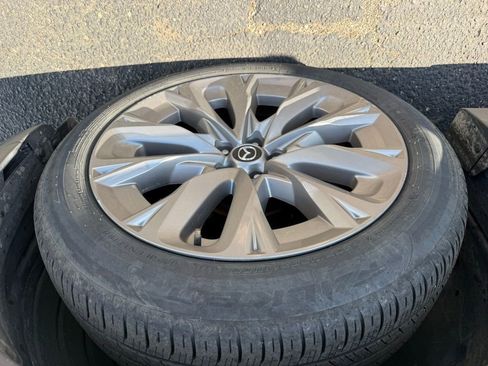 Used 2024 MAZDA CX-90 3.3 Turbo w/ Premium Package AWD/4WD image 9