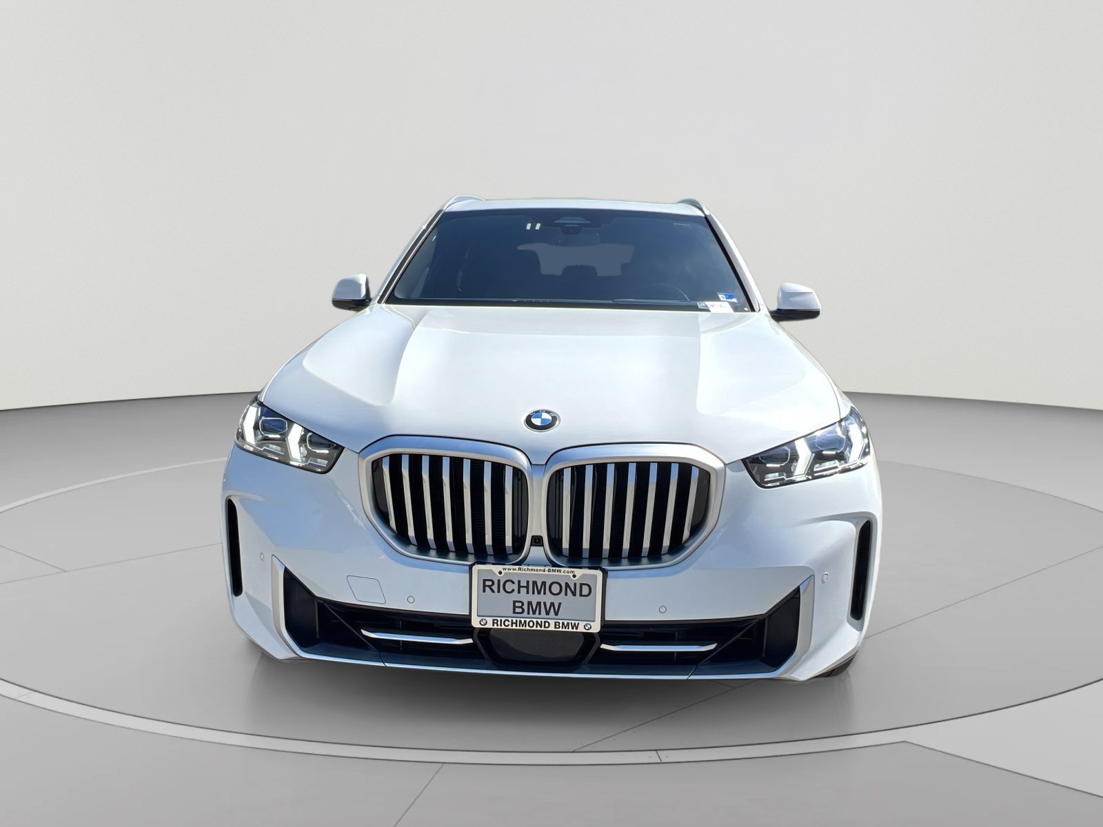 Used 2026 BMW X5 xDrive40i AWD/4WD image 8