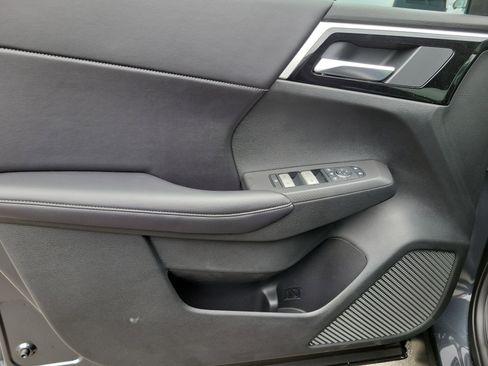 New 2026 Nissan Rogue SL AWD/4WD image 12